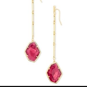 Kendra Scott Charmian Gold drop earrings